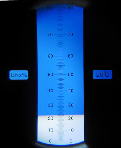 Hand-held refractometer, 0-80% Brix